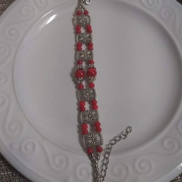 Vintage Inspired Boho Red Magnesite Bead Bracelet - Picture 2 of 8